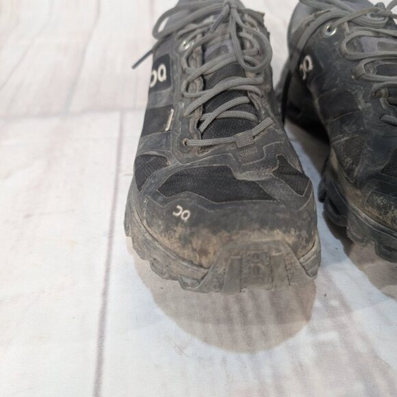 On Running Cloudventure Women's 8 Black Synthetic Waterproof Athletic Sneaker - Picture 3 of 10